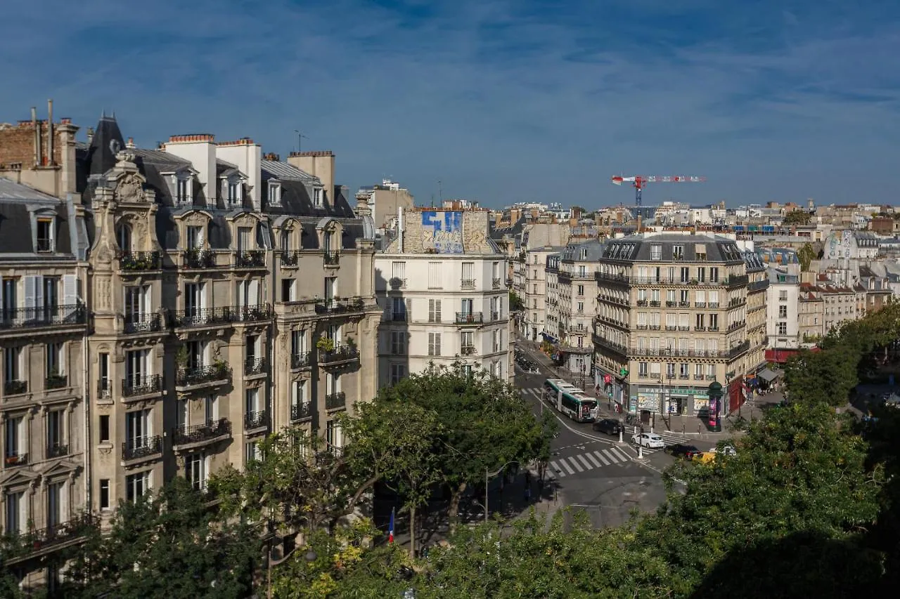 A So Parisian Cocoon Apartment