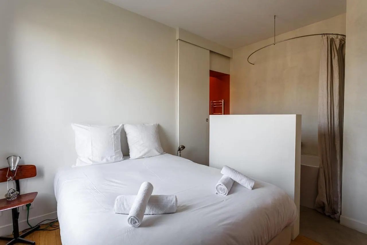 A So Parisian Cocoon Apartment 0*, Paris